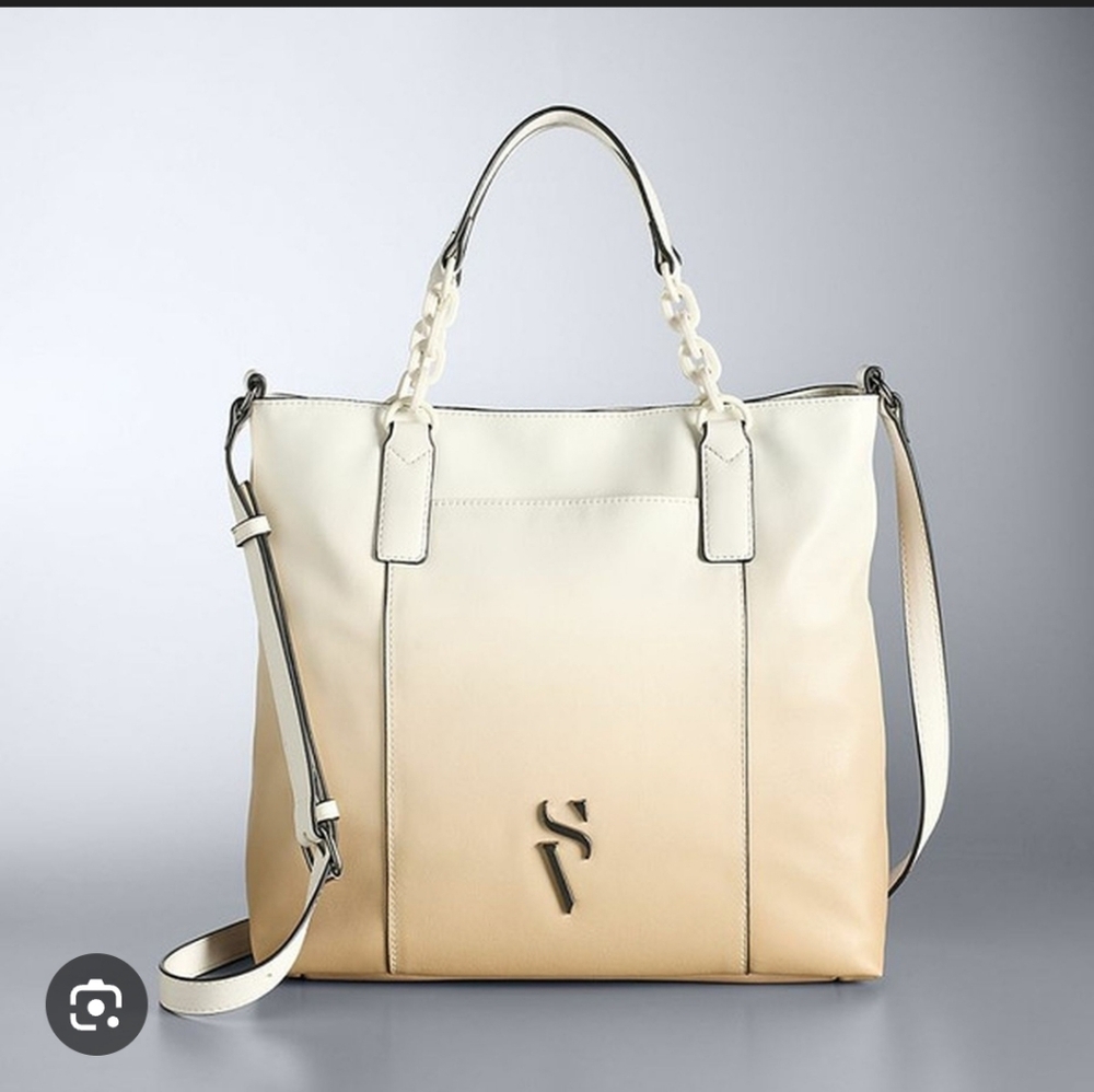 Vera Wang Simply